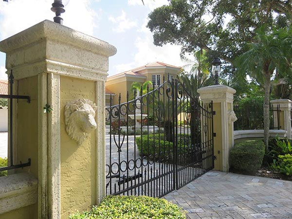 St Armands Key house gate