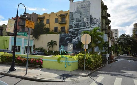 Burns Court Villas, Sarasota