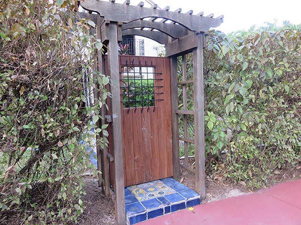 St Armands Key Entrance to Mansion